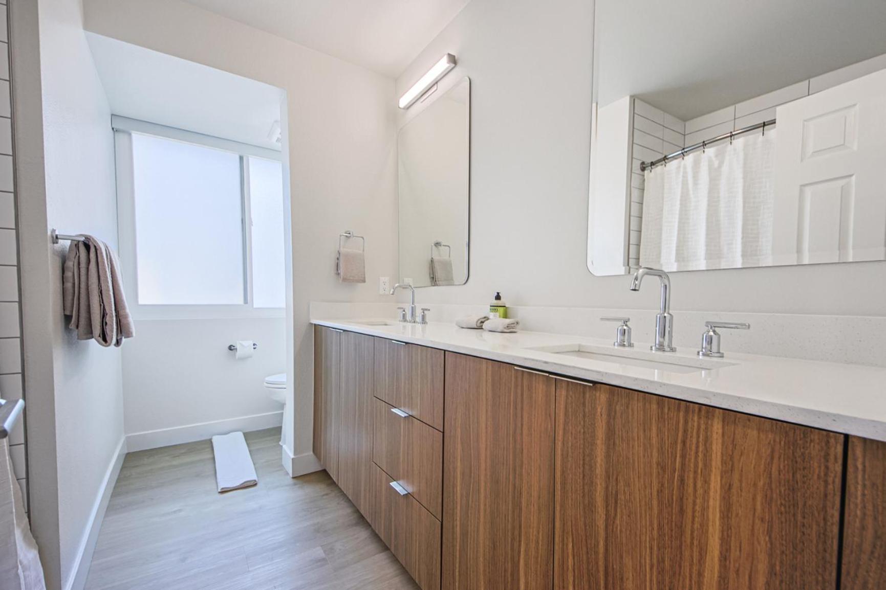 Bright & Airy 2 Bed 2 Bath Haven Appartamento Los Angeles